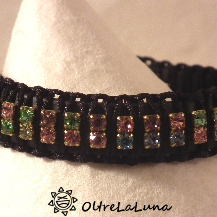 Bracciale Donna TOOLATE In Caucciù Con Strass E Charm - Colori Vivaci Con Cuore, Quadrifoglio O Stella - 100% Made In Italy - Gioiello Anallergico Con Packaging Macaron
