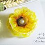 Spilla con fiore Papavero giallo fatto in Sospeso Trasparente bijoux idea regalo