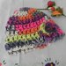 Cappello berretto donna realizzato ad uncinetto multicolore misto lana
