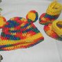 Scarpine e cappellino bebè unisex fatti a mano uncinetto multicolor misto lana