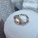 Anelli in perline di ottone e pietre dure o perle di fiume