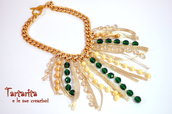 Collana regina di cristalli verdi e filato gioiello oro