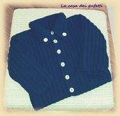Completo composto da giacchino blu  e cappellino con pon pon  per bambino con bottoncini "smile"