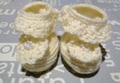 Scarpette neonata di lana color panna