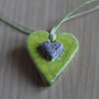 ciondolo "cuore" in ceramica raku verde acido