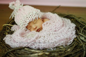Cappellino per neonata / Cappellino bambina / Moda bambina / Cappellino prime foto / Photo prop / maglia a mano.