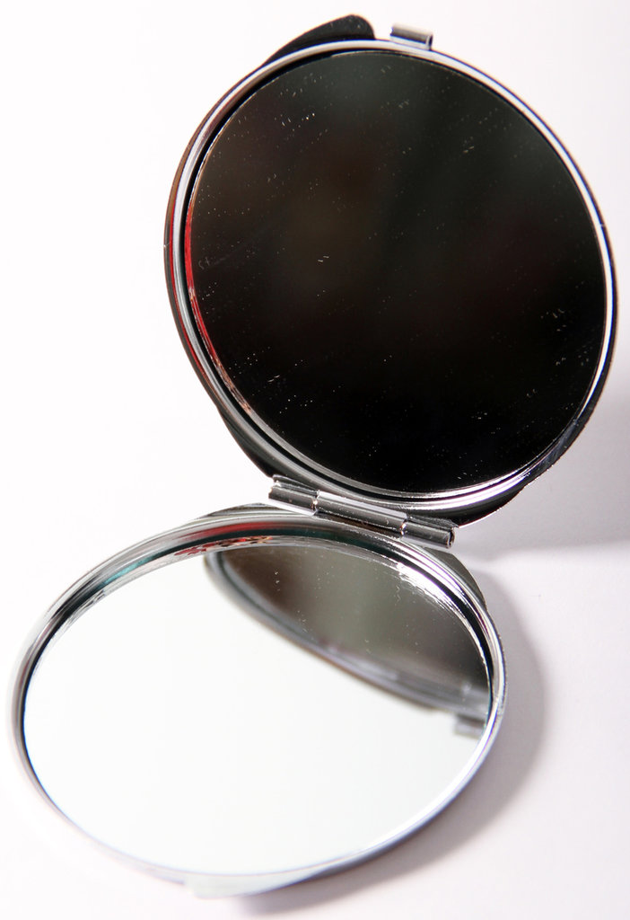 Orecchini con acquamarina 0,77ct contorno diamanti
