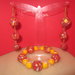 Bracciale elastico con perle in fimo e perline trasparenti