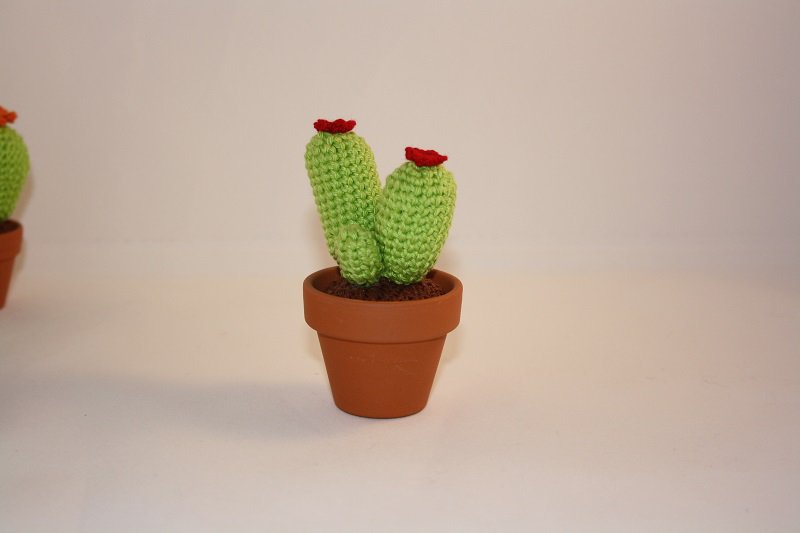 Mini Pianta In Vaso Mughetto Fatta A Mano All'Uncinetto - Fiore Realistico In Lana Per Decorazione Casa, Tavolo, Auto (Bianco)