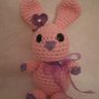 coniglietto rosa amigurumi