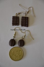 orecchini in fimo- chicco di caffè e tavoletta di cioccolato- orecchini spiritosi fatti a mano- colore marrone !!!OFFERTA!!!