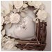 Cuore/fiocco nascita shabby in vimini con rose e cuore di piquet bianco