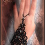 Bracciale /Guanto da Schiava Slave Bracelet "Freya" in Pizzo Nero Chiacchierino