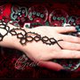 Bracciale da schiava (Slave Bracelet) gotico/dark in pizzo nero "Tiche"