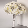 *Bouquet da Sposa fatto con  fiore ortensia  e spille*