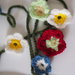 Collana Fiorita Flower Power 2.Collana in lana con fiori fatta a mano.Tecnica :uncinetto