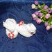 SCARPETTE bimbi cotone 100% bianco realizzate ad uncinetto con fiore rosso