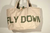 Borsa "Fly down" in cotone beige con scritta 