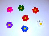 Lotto ciondoli decorativi charms con fiorellini in hama beads