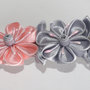 Fermaglio kanzashi colore grigio e rosa