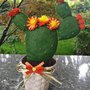 cactus fico d'india con fiori arancione