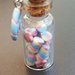 Ciondolo Miniatura marshmallow con bottiglietta