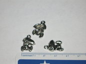 5 charms Snoopy