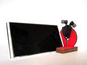 Kosi, stand per smartphone e phablet con avvolgi auricolari geek in legno verniciato a mano in 8 colori disponibili