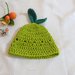 Cappellino mela verde bambini realizzato ad uncinetto in lana