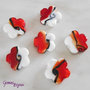 Perla Lampwork Fiore, bianco rosso, mm. 25x25x7