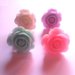 Anello regolabile "Rose" rosa in resina colori rosa, lilla, bianco, verde