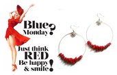 Orecchini "Red loops" a cerchio color argento con chips di corallo rosso