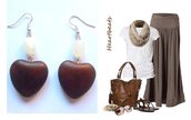 Orecchini "Brown heart" cuore in turchese marrone scuro e quarzo bianco