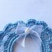 Bomboniera mini fiocco nascita azzurro per bimbo, fatta a mano ad uncinetto con fiocchetto in organza