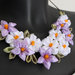 Collana kanzashi fatta a mano " Tanti fiori bianchi e lilla"