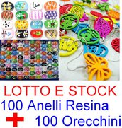 200 pezzi - 100 Anelli Colorati + 100 Orecchini Pendenti lotto stock Bigiotteria Donna Bambina