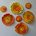Creative set per la collana fiorita nei toni dell'arancio e del Giallo