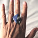A.7.2015 - anello blu regolabile con bottone vintage