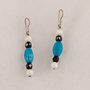 Orecchini in pasta di turchese azzurra, agata bianca e onice nero earrings in puff of blue turquoise, white and black onyx agate.