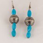 Orecchini in pasta di turchese azzurra e sfere d'argento fatti a mano - earrings in puff of blue turquoise and silver beads handmade.