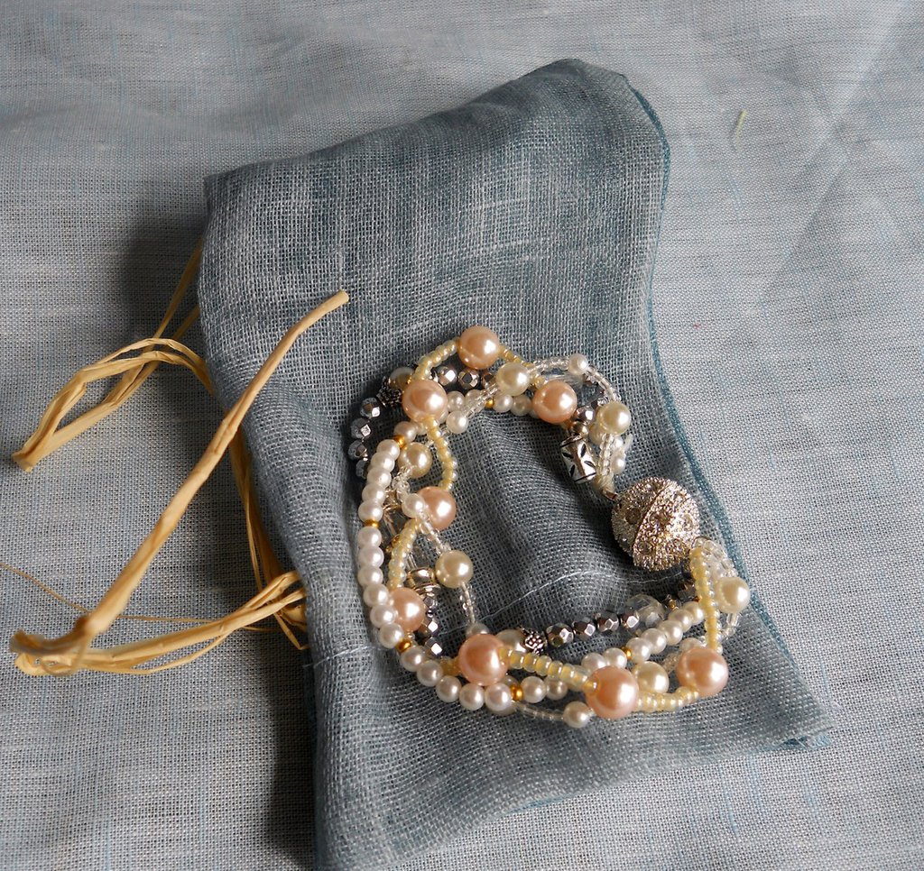 HGDEER Braccialetto Regolabile Con Perle Bianche E Rosa Per Ragazze – Regalo Per Figlia, Nipote, Compleanno 5 Anni