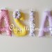 Ghirlanda di lettere di stoffa imbottite 'Asia': una decorazione di cotone per la sua cameretta!