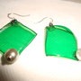orecchini a rombo petalo verde con perla bianca