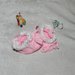 Scarpette realizzate ad uncinetto rosa con pelliccetta 