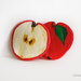 Orecchini frutta mela a perno realizzati interamente a mano in porcellana fredda