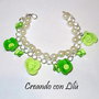 bracciale ciondoli in fimo rose verdi