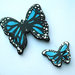 Decorazione farfalle azzurre da parete modellate con la porcellana fredda e dipinte a mano