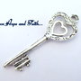 Charm ciondolo  chiave "doppio cuore" (5x1,8cm) (cod.24470)