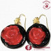 Orecchini Rosa di color Rosso e base nera in vetro di Murano fatti a mano