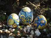 Uova in ceramica genere ornamentale